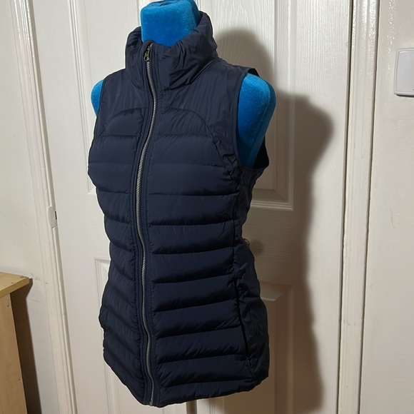 Lululemon Athletica Down Vest Women’s 6 - Picture 4 of 10
